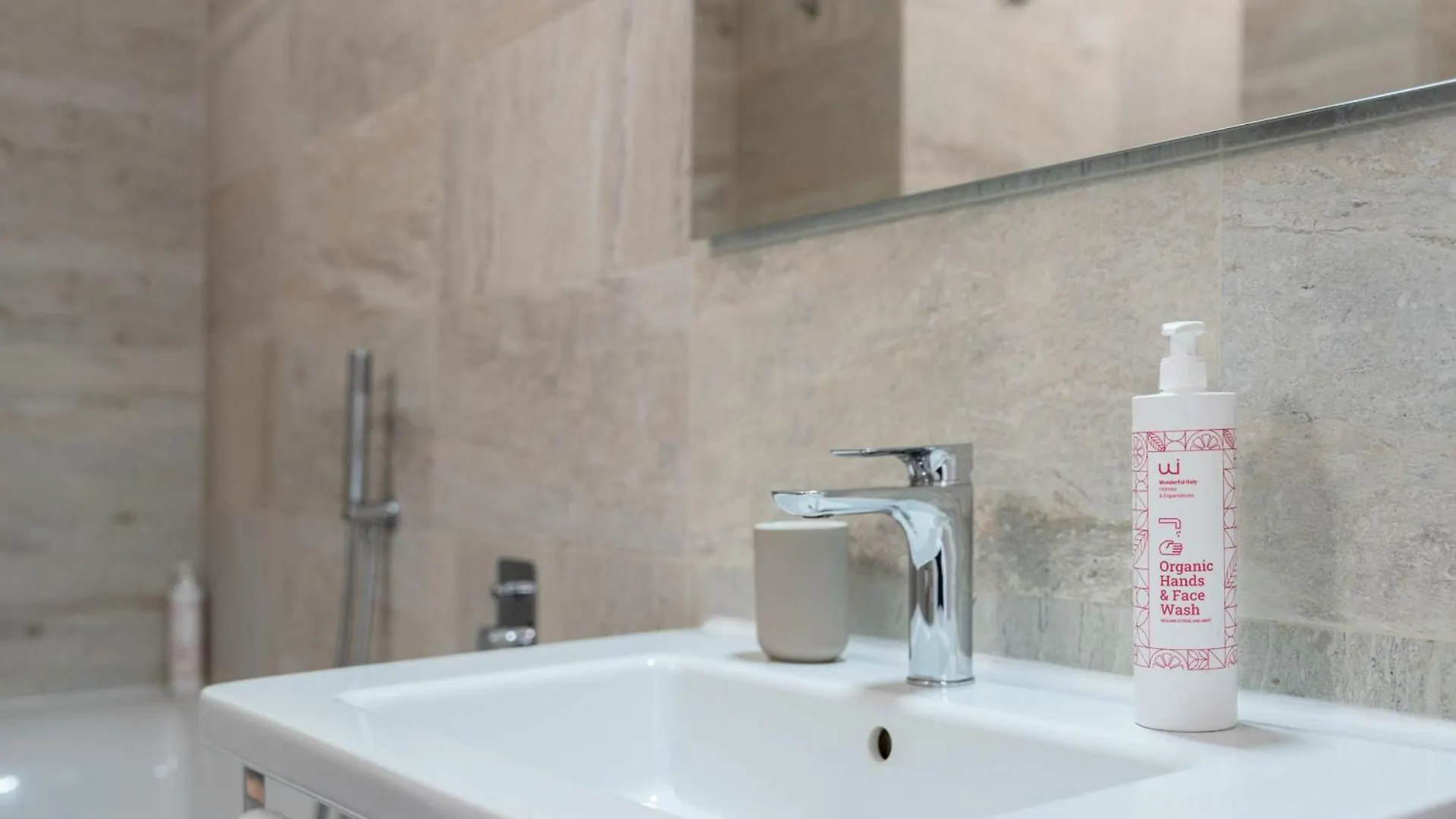 Mugiasca Modern Apartment By Wonderful Italy Côme Italia